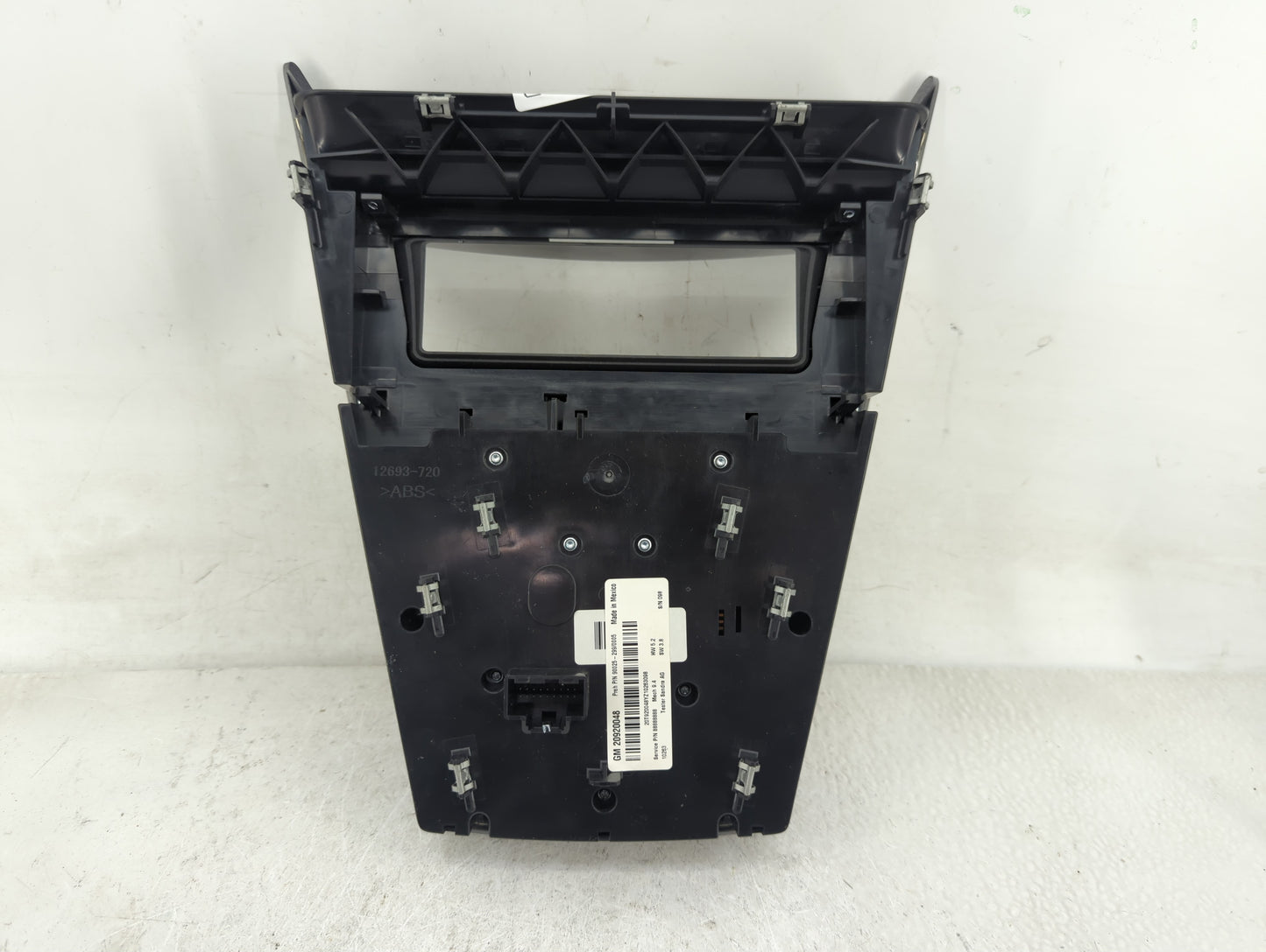 2010-2011 Chevrolet Equinox Radio Control Panel - Oemusedautoparts1.com