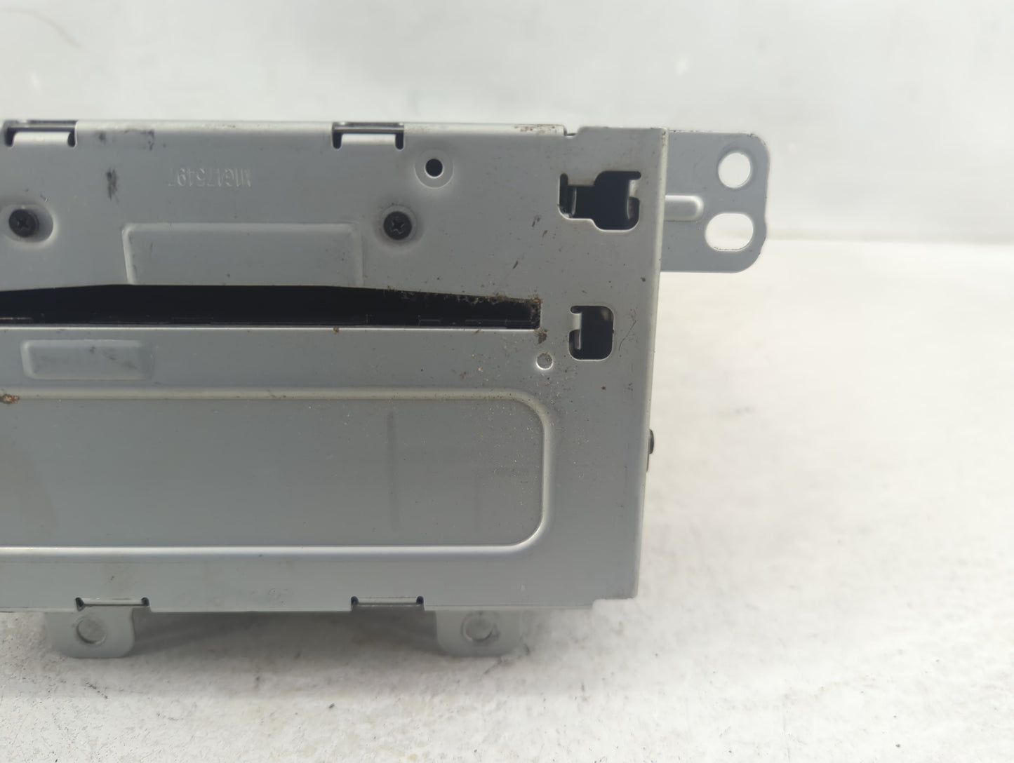 2011-2012 Chevrolet Equinox Radio AM FM Cd Player Receiver Replacement P/N:20983517 Fits Fits 2010 2011 2012 OEM Used Auto P