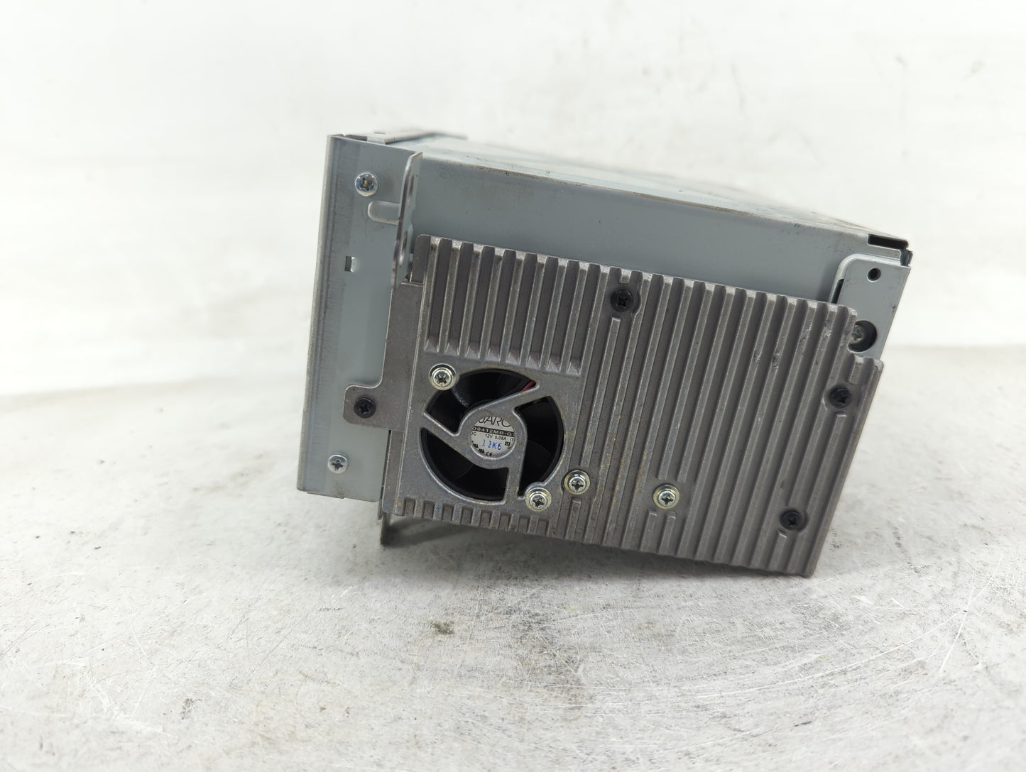 2011-2012 Chevrolet Equinox Radio AM FM Cd Player Receiver Replacement P/N:20983517 Fits Fits 2010 2011 2012 OEM Used Auto P