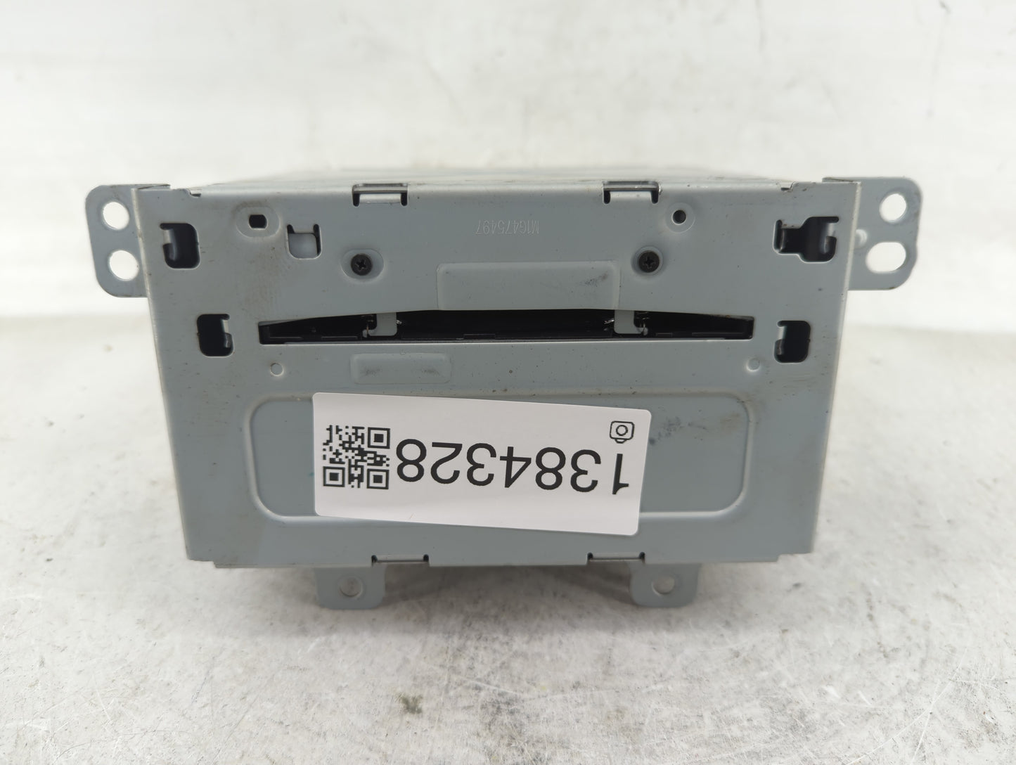 2011-2012 Chevrolet Equinox Radio AM FM Cd Player Receiver Replacement P/N:20983517 Fits Fits 2010 2011 2012 OEM Used Auto P