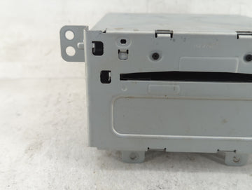 2011 Chevrolet Equinox Radio AM FM Cd Player Receiver Replacement P/N:20983517 Fits Fits 2010 OEM Used Auto Parts