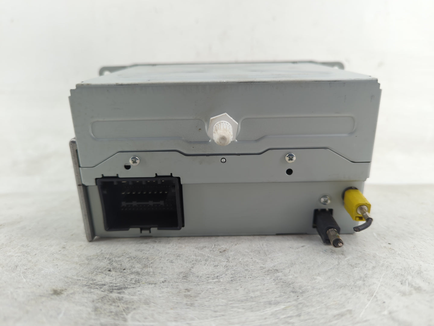 2011 Chevrolet Equinox Radio AM FM Cd Player Receiver Replacement P/N:20983517 Fits Fits 2010 OEM Used Auto Parts - Oemuseda