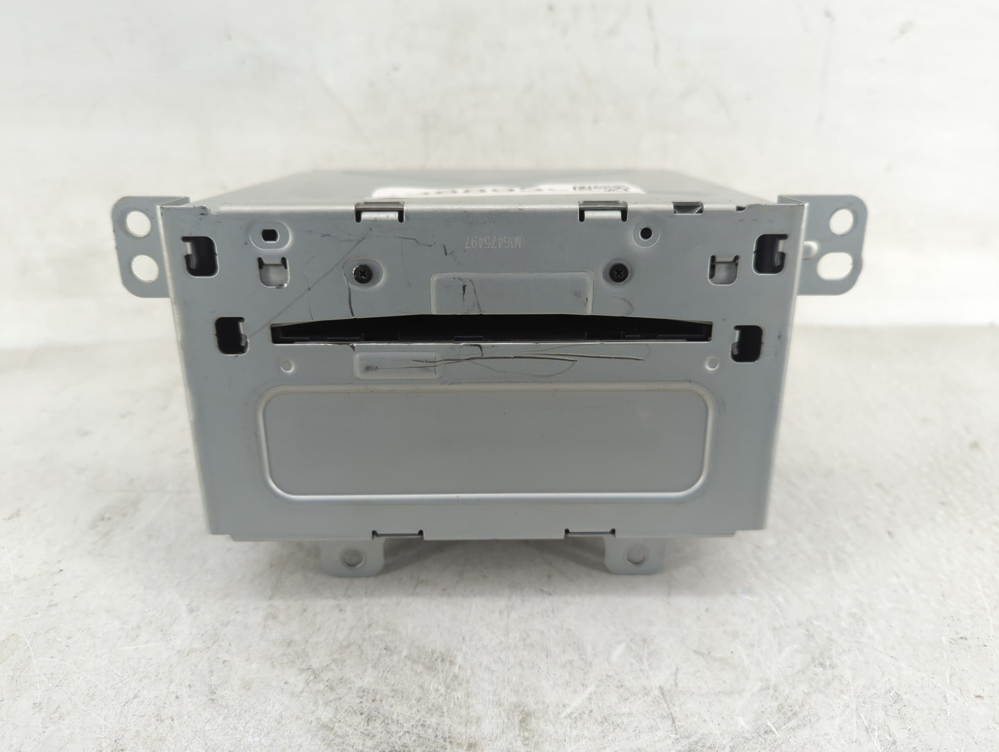 2011-2012 Chevrolet Equinox Radio AM FM Cd Player Receiver Replacement P/N:20983517 Fits Fits 2010 2011 2012 OEM Used Auto P