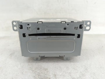 2011-2012 Chevrolet Equinox Radio AM FM Cd Player Receiver Replacement P/N:20983517 Fits Fits 2010 2011 2012 OEM Used Auto P