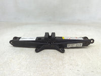 2011 Chevrolet Equinox Spare Scissor Car Jack 1390139 - Oemusedautoparts1.com