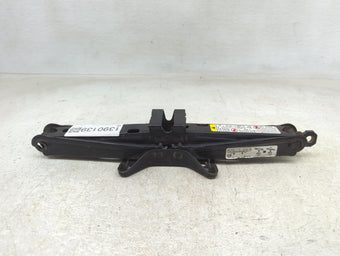 compare product 2011 Chevrolet Equinox Spare Scissor Car Jack 1390139