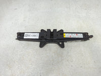 2011 Chevrolet Equinox Spare Scissor Car Jack 1390139 - Oemusedautoparts1.com