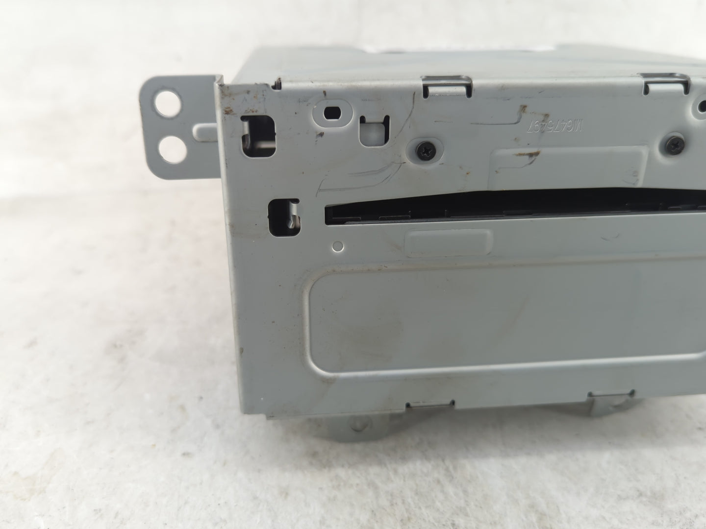 2011-2012 Chevrolet Equinox Radio AM FM Cd Player Receiver Replacement P/N:20983517 Fits Fits 2010 2011 2012 OEM Used Auto P
