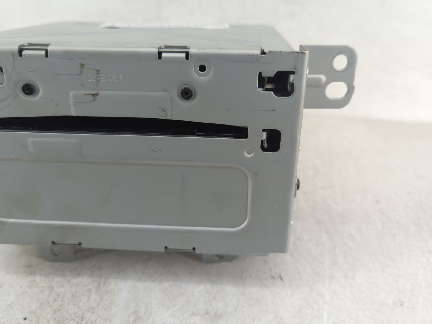 2011-2012 Chevrolet Equinox Radio AM FM Cd Player Receiver Replacement P/N:20983517 Fits Fits 2010 2011 2012 OEM Used Auto P
