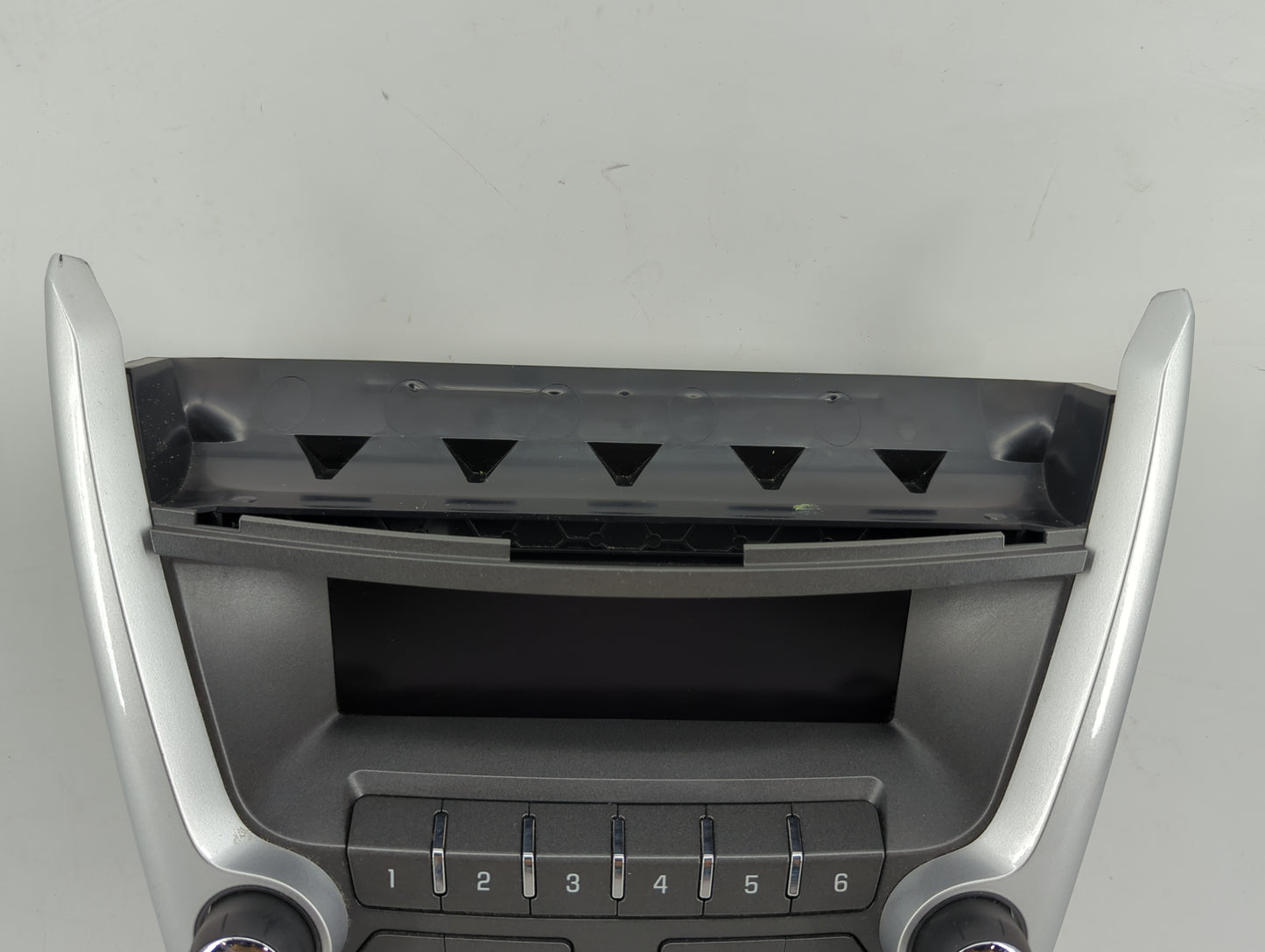 2010-2011 Chevrolet Equinox Radio AM FM Cd Player Receiver Replacement P/N:22766834 Fits Fits 2010 2011 OEM Used Auto Parts 