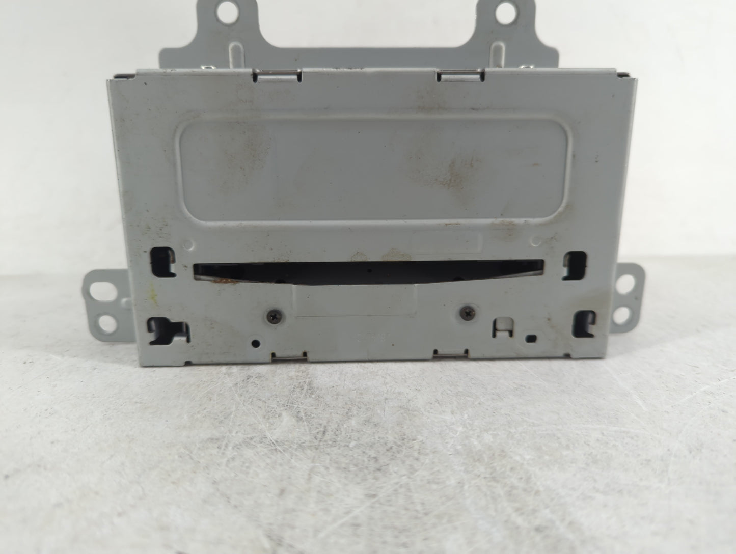 2011 Chevrolet Equinox Radio AM FM Cd Player Receiver Replacement P/N:20983517 Fits Fits 2010 OEM Used Auto Parts - Oemuseda