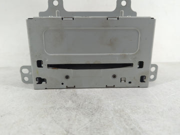 2011 Chevrolet Equinox Radio AM FM Cd Player Receiver Replacement P/N:20983517 Fits Fits 2010 OEM Used Auto Parts - Oemuseda