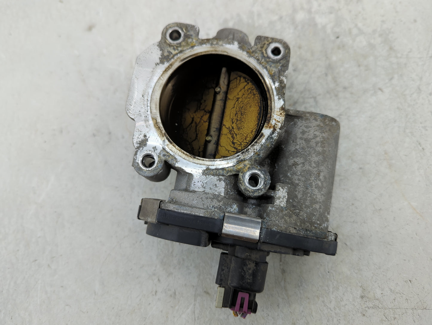 2010-2011 Chevrolet Equinox Throttle Body Fits Fits 2007 2008 2009 2010 2011 2012 OEM Used Auto Parts - Oemusedautoparts1.co