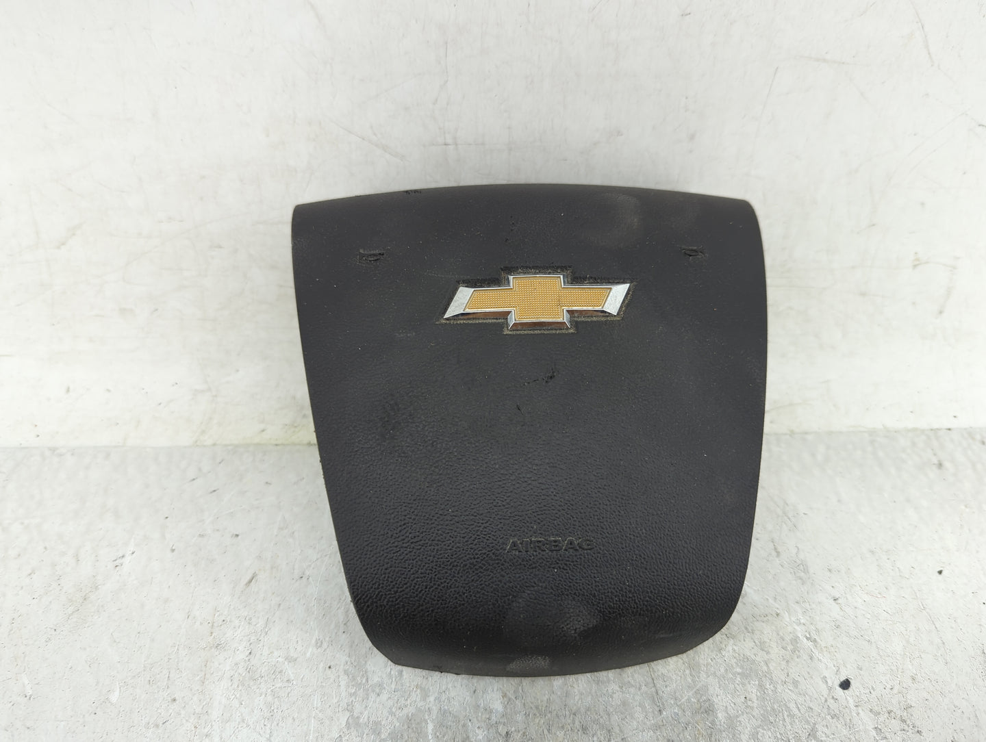 2010-2017 Chevrolet Equinox Air Bag Driver Left Steering Wheel Mounted Fits Fits 2010 2011 2012 2013 2014 2015 2016 2017 OEM