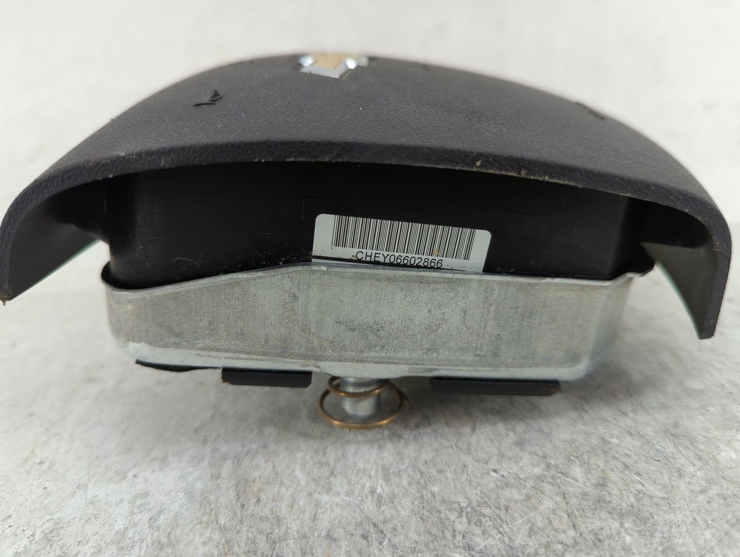 2010-2017 Chevrolet Equinox Air Bag Driver Left Steering Wheel Mounted Fits Fits 2010 2011 2012 2013 2014 2015 2016 2017 OEM