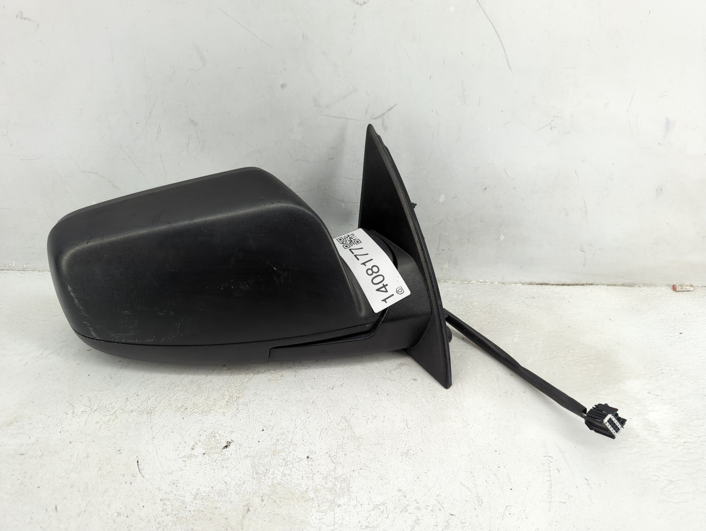 2010-2011 Chevrolet Equinox Passenger Side View Mirror - Right Door Mirror OEM Used - Oemusedautoparts1.com