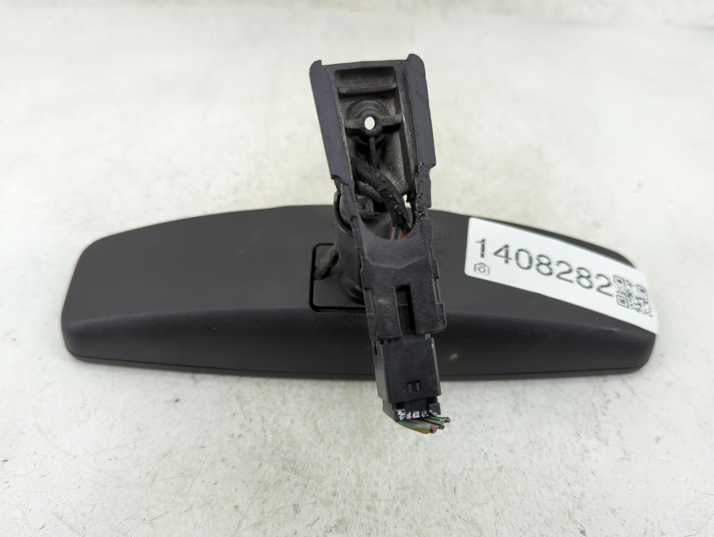 2010-2017 Chevrolet Equinox Interior Rear View Mirror Replacement OEM P/N:E11026392 Fits OEM Used Auto Parts - Oemusedautopa