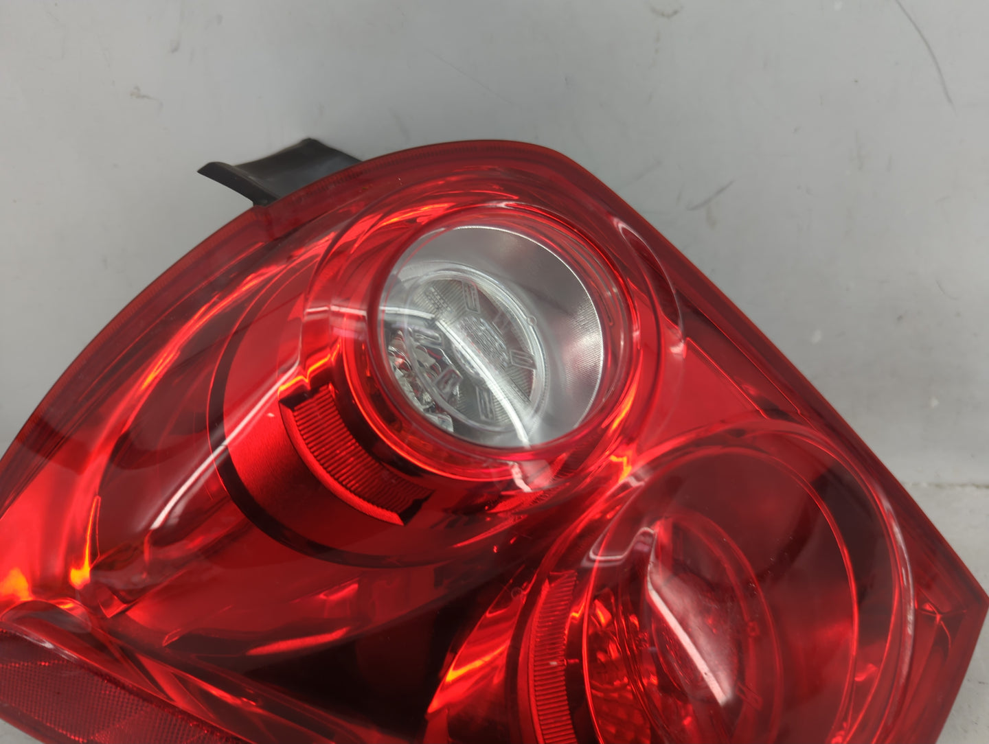 2010-2015 Chevrolet Equinox Tail Light Assembly Driver Left OEM P/N:23267748 Fits Fits 2010 2011 2012 2013 2014 2015 OEM Use