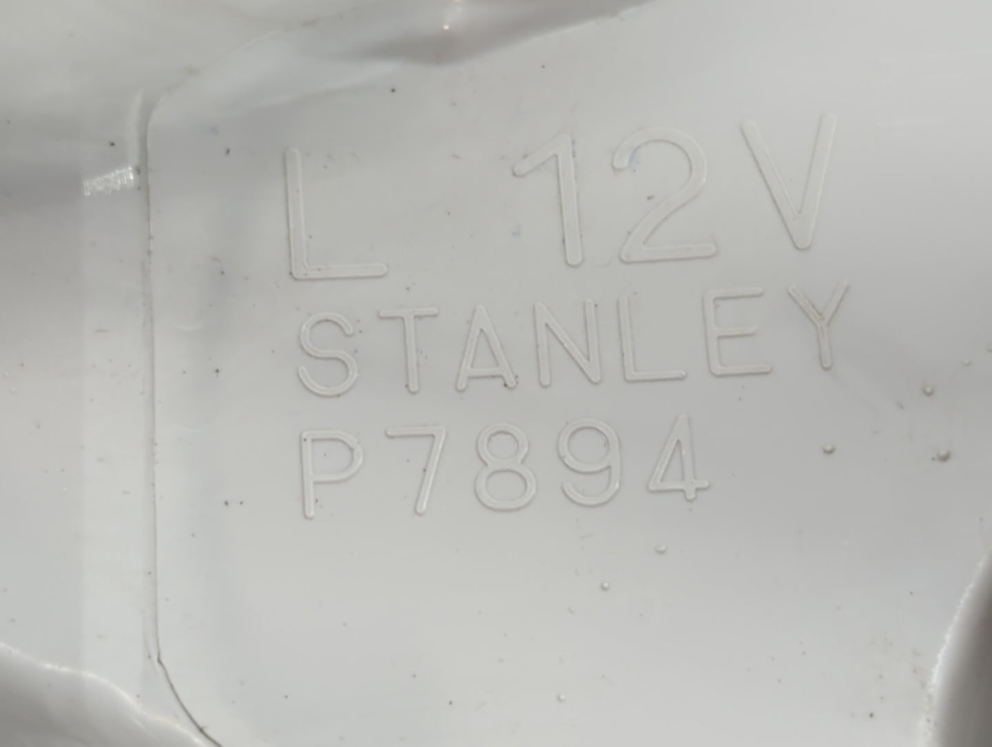 2010-2015 Chevrolet Equinox Tail Light Assembly Driver Left OEM P/N:23267748 Fits Fits 2010 2011 2012 2013 2014 2015 OEM Use