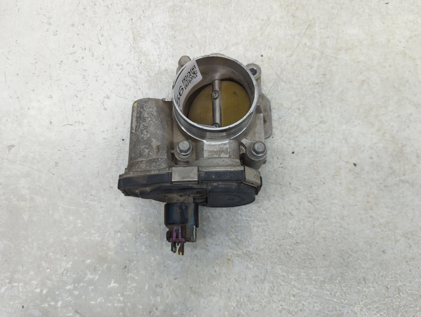 2010-2011 Chevrolet Equinox Throttle Body Fits Fits 2007 2008 2009 2010 2011 2012 OEM Used Auto Parts - Oemusedautoparts1.co
