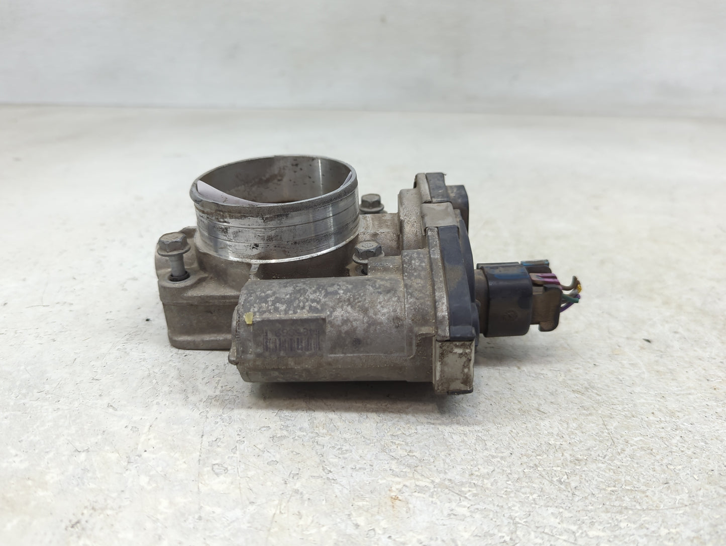 2010-2011 Chevrolet Equinox Throttle Body Fits Fits 2007 2008 2009 2010 2011 2012 OEM Used Auto Parts - Oemusedautoparts1.co