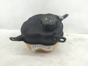 2010 Chevrolet Equinox Radiator Coolant Overflow Expansion Tank Bottle