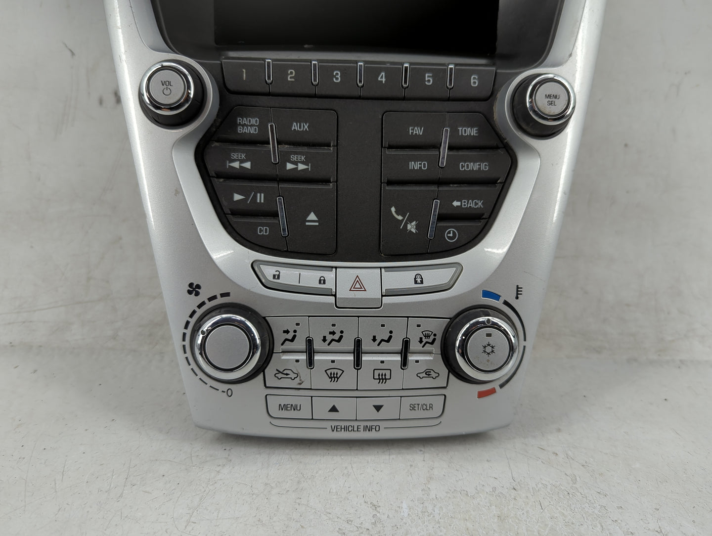 2010-2011 Chevrolet Equinox Radio AM FM Cd Player Receiver Replacement P/N:22766834 Fits Fits 2010 2011 OEM Used Auto Parts 