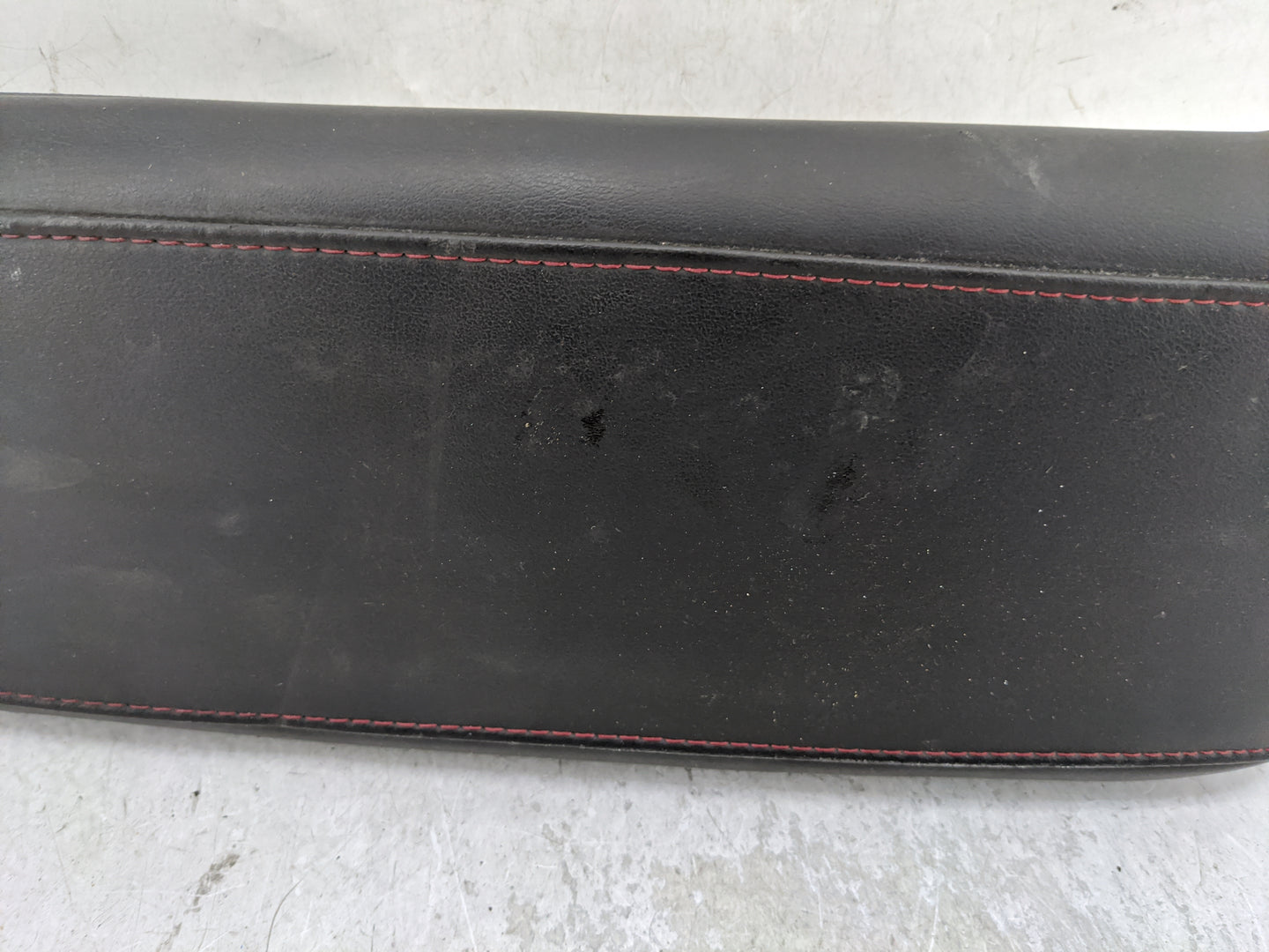 2011 Chevrolet Equinox Center Console Armrest Cover Lid Fits OEM Used Auto Parts - Oemusedautoparts1.com