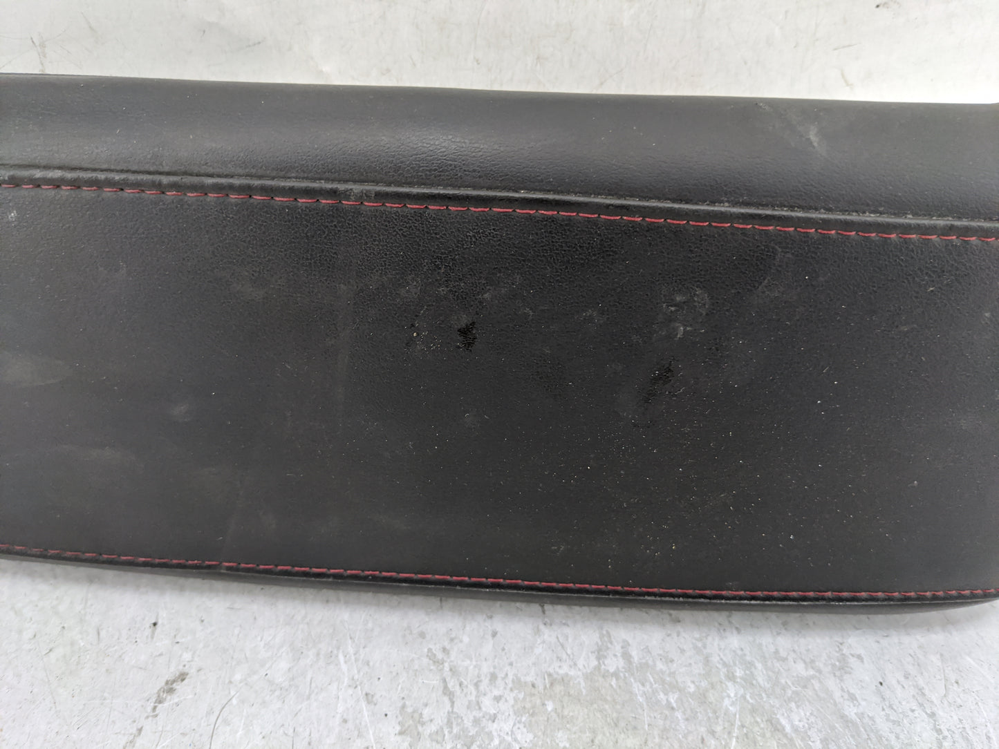 2011 Chevrolet Equinox Center Console Armrest Cover Lid Fits OEM Used Auto Parts - Oemusedautoparts1.com
