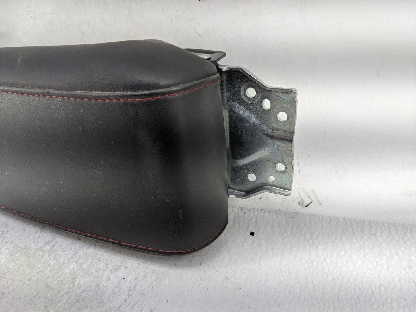 2011 Chevrolet Equinox Center Console Armrest Cover Lid Fits OEM Used Auto Parts - Oemusedautoparts1.com