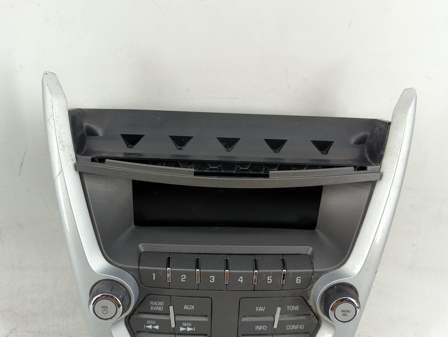 2010-2011 Chevrolet Equinox Radio AM FM Cd Player Receiver Replacement P/N:20920042 95952766G Fits Fits 2010 2011 OEM Used A