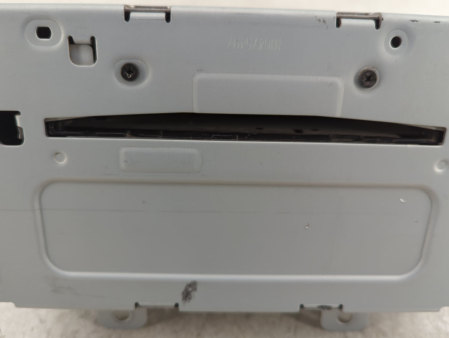 2011-2012 Chevrolet Equinox Radio AM FM Cd Player Receiver Replacement P/N:20983517 Fits Fits 2010 2011 2012 OEM Used Auto P