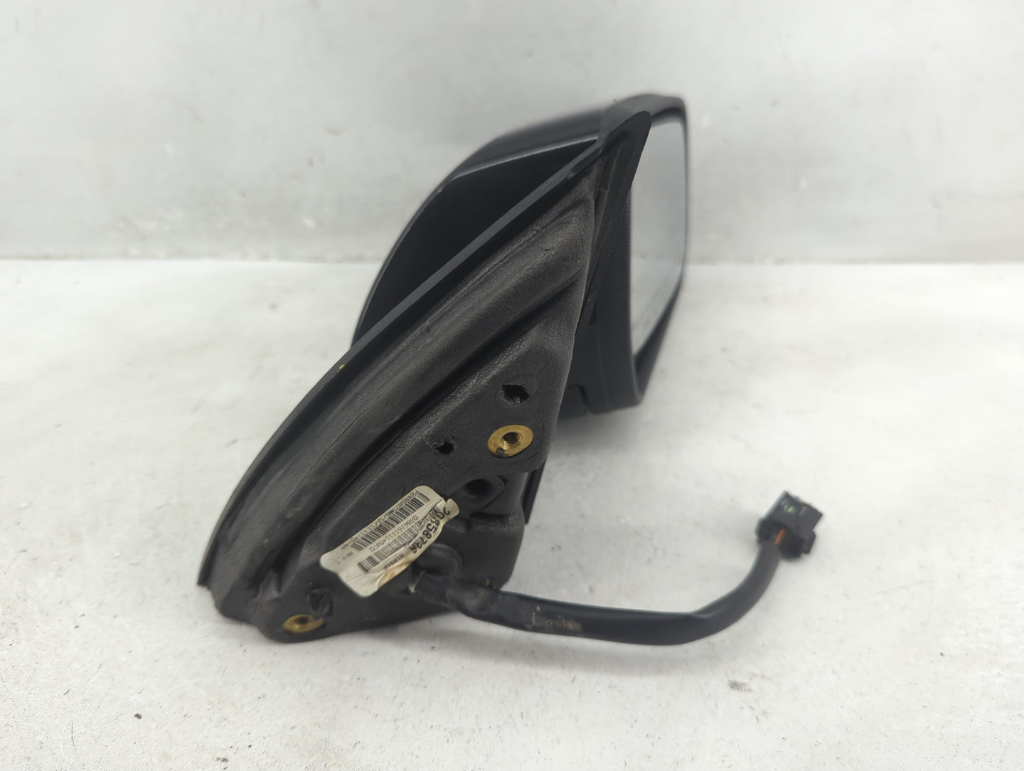 2010-2011 Chevrolet Equinox Passenger Side View Mirror - Right Door Mirror OEM Used - Oemusedautoparts1.com