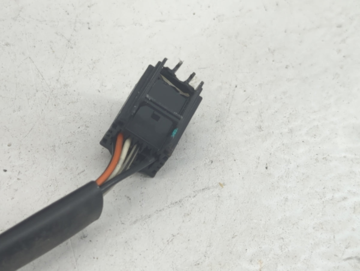 2010-2011 Chevrolet Equinox Passenger Side View Mirror - Right Door Mirror OEM Used - Oemusedautoparts1.com