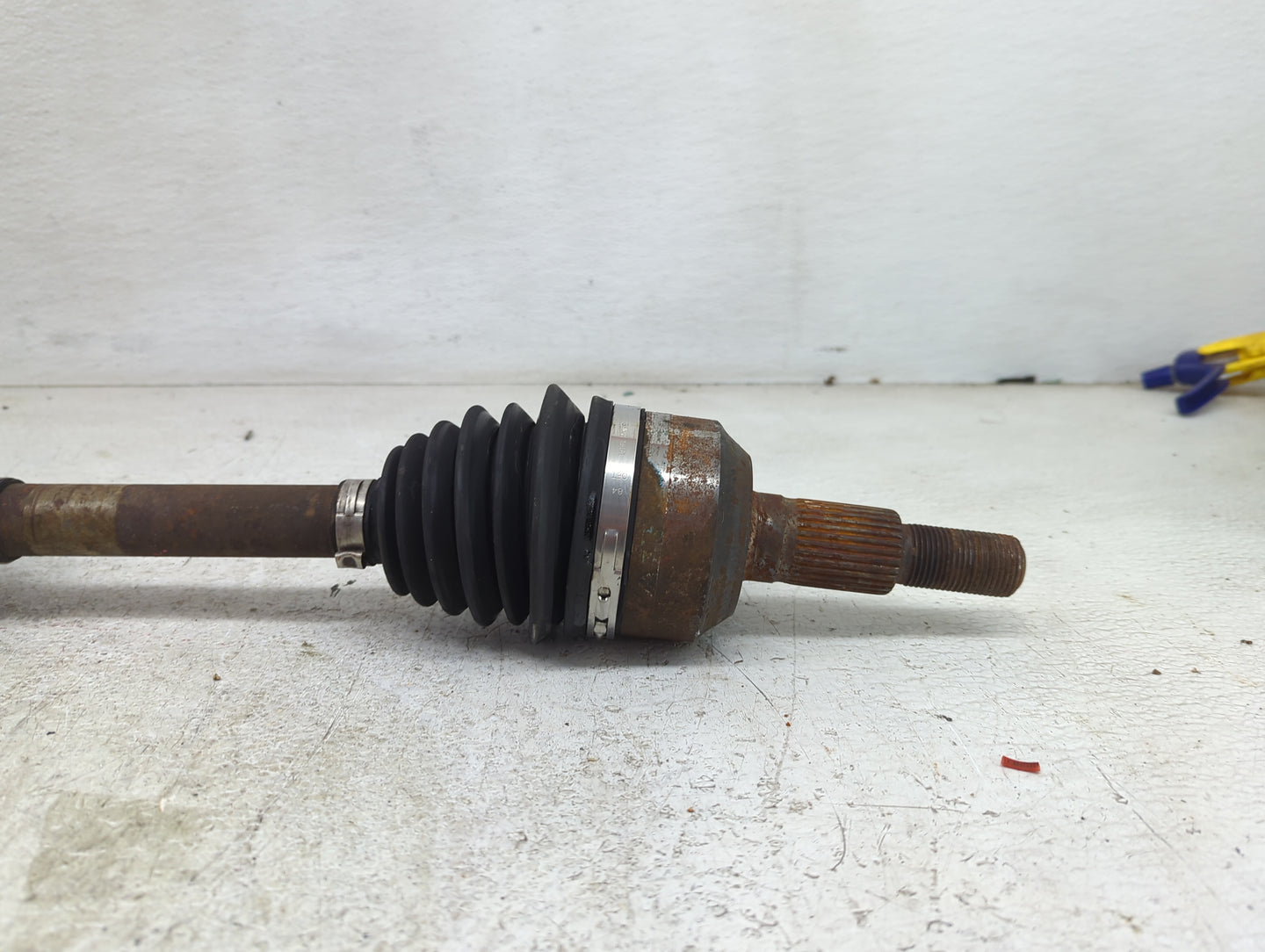 2010-2017 Chevrolet Equinox Axle Shaft Front Driver Cv C/v - Oemusedautoparts1.com
