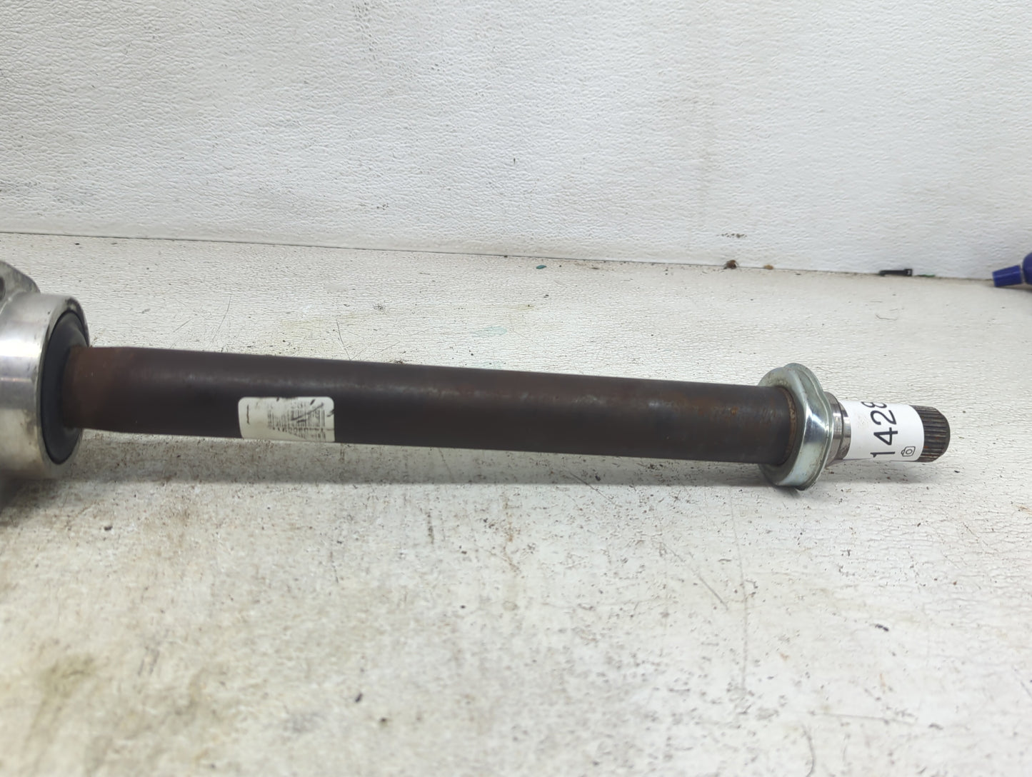 2010-2017 Chevrolet Equinox Axle Shaft Front Passenger Cv C/v - Oemusedautoparts1.com