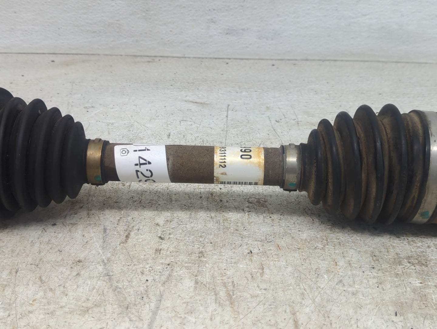 2010-2017 Chevrolet Equinox Axle Shaft Front Driver Cv C/v - Oemusedautoparts1.com