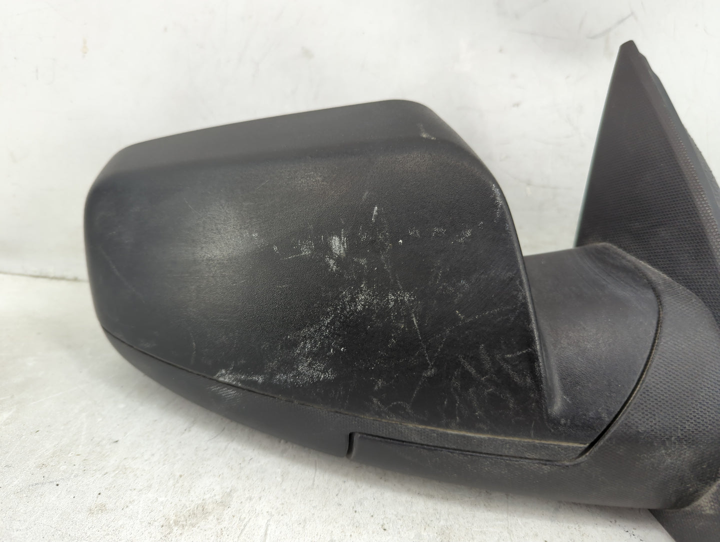 2010-2011 Chevrolet Equinox Passenger Side View Mirror - Right Door Mirror OEM Used - Oemusedautoparts1.com
