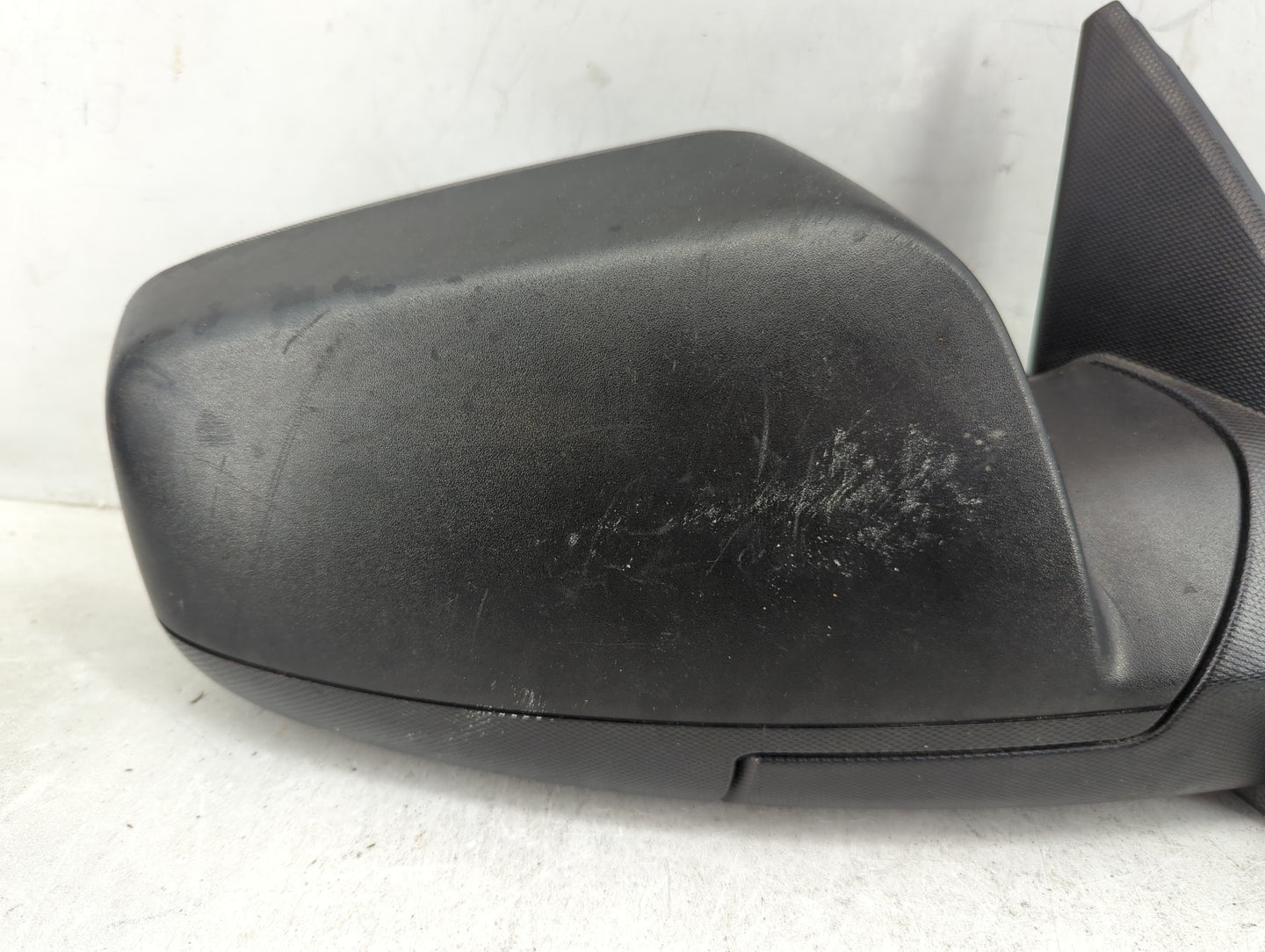 2010-2011 Chevrolet Equinox Passenger Side View Mirror - Right Door Mirror OEM Used - Oemusedautoparts1.com