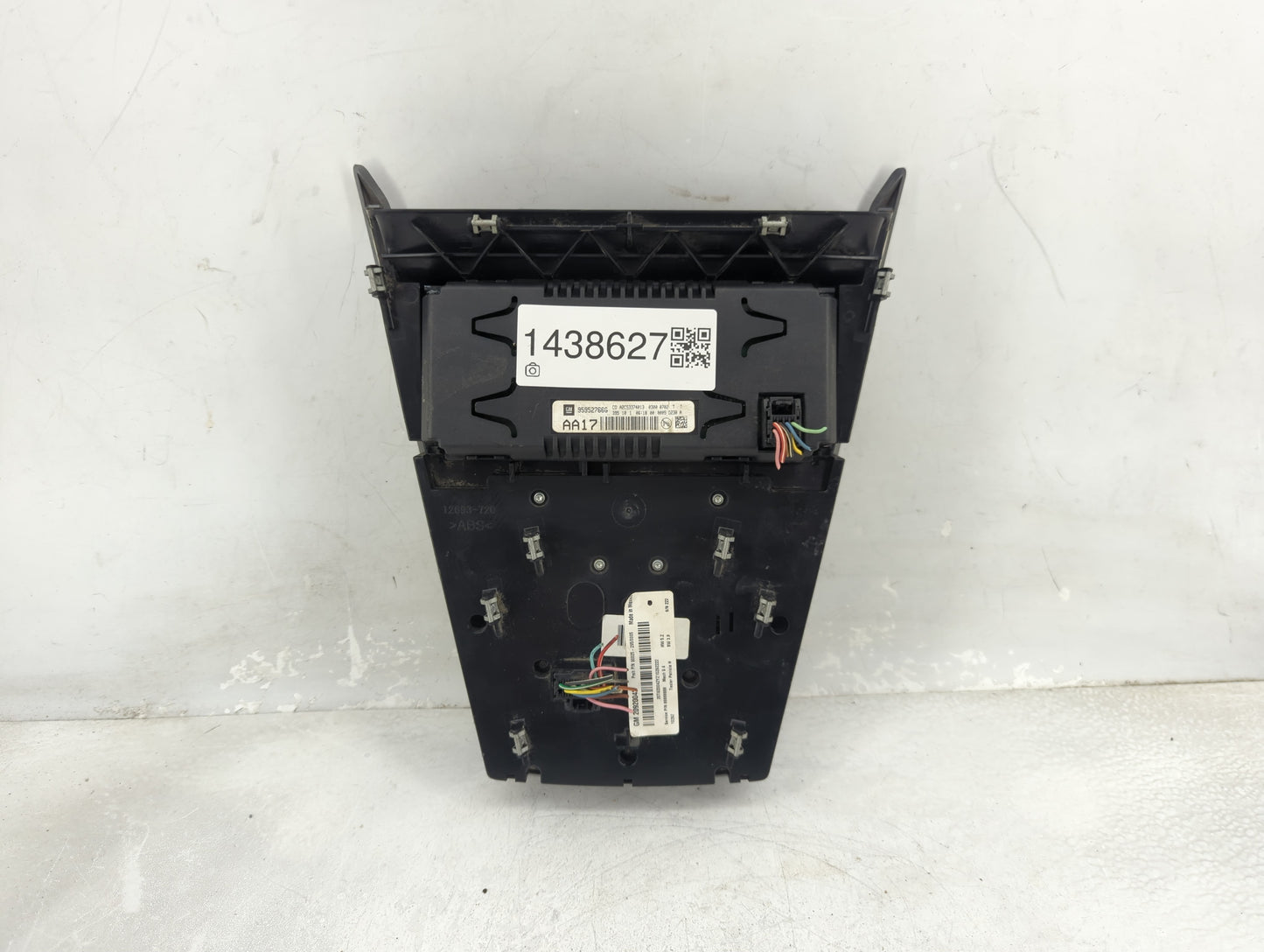 2011 Chevrolet Equinox Radio AM FM Cd Player Receiver Replacement P/N:95952766G Fits Fits 2010 OEM Used Auto Parts - Oemused