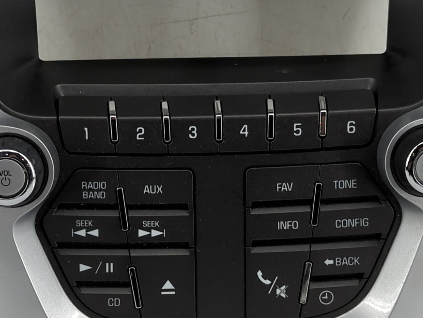 2010-2011 Chevrolet Equinox Radio Control Panel - Oemusedautoparts1.com