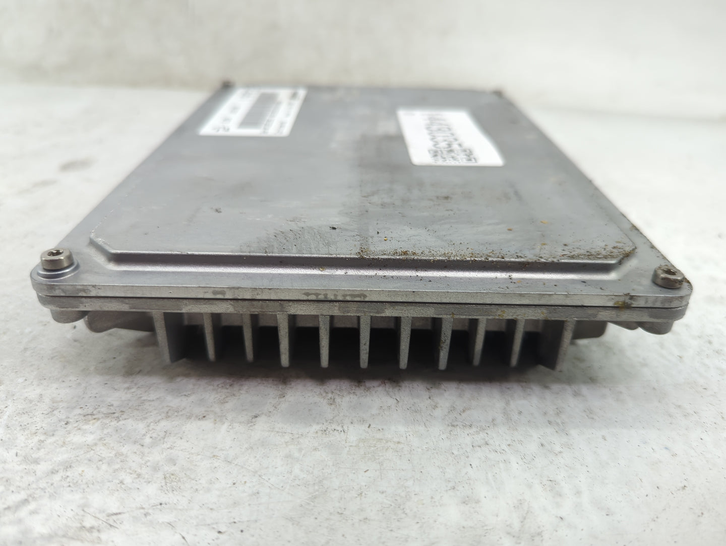 2010-2011 Chevrolet Equinox PCM Engine Control Computer ECU ECM PCU OEM P/N:12651993 8619930643070665 Fits OEM Used Auto Par