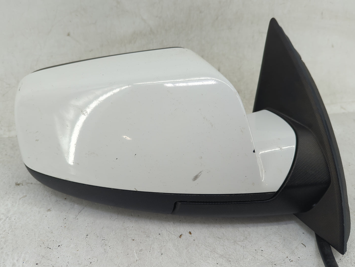 2010-2011 Chevrolet Equinox Passenger Side View Mirror - Right Door Mirror OEM Used - Oemusedautoparts1.com