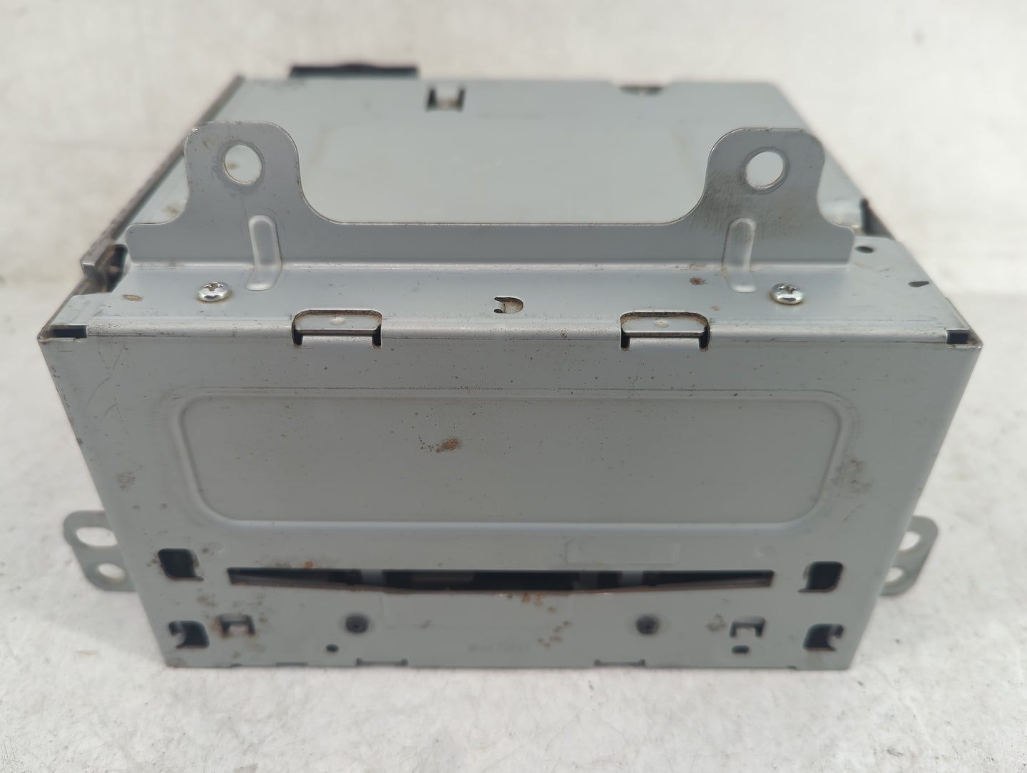 2011 Chevrolet Equinox Radio AM FM Cd Player Receiver Replacement Fits OEM Used Auto Parts - Oemusedautoparts1.com