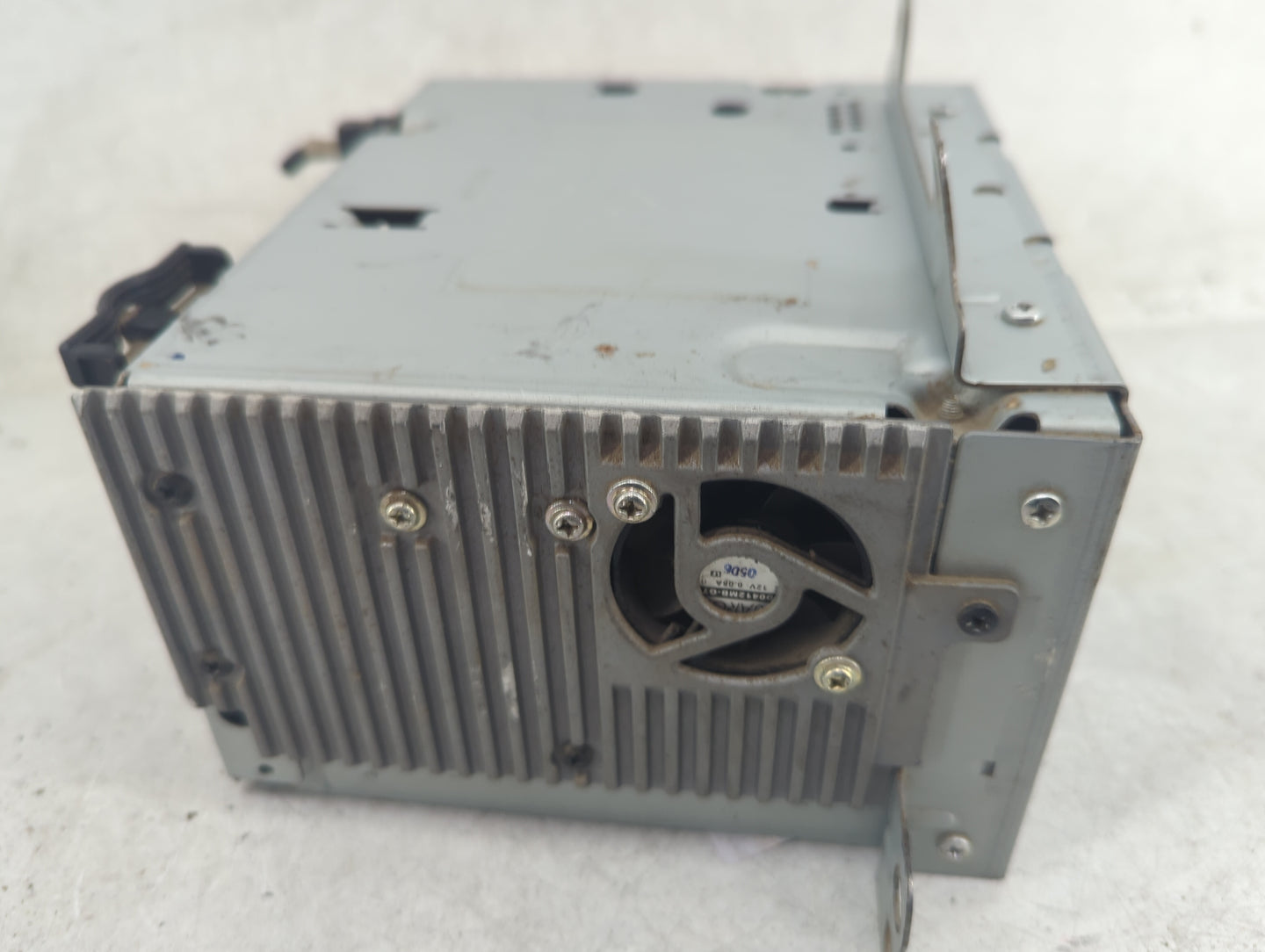 2011 Chevrolet Equinox Radio AM FM Cd Player Receiver Replacement Fits OEM Used Auto Parts - Oemusedautoparts1.com