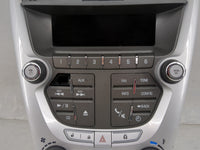 2010-2011 Chevrolet Equinox Radio Control Panel 1469811 - Oemusedautoparts1.com
