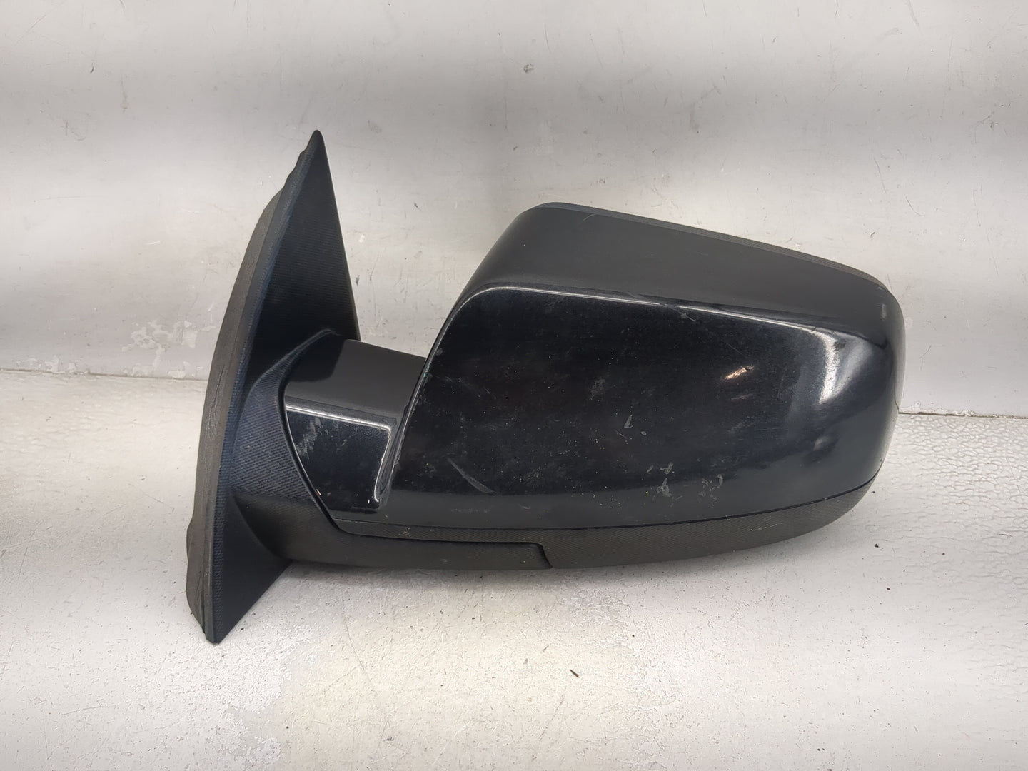 2010-2011 Chevrolet Equinox Driver Side View Mirror - Left Door Mirror OEM Used - Oemusedautoparts1.com