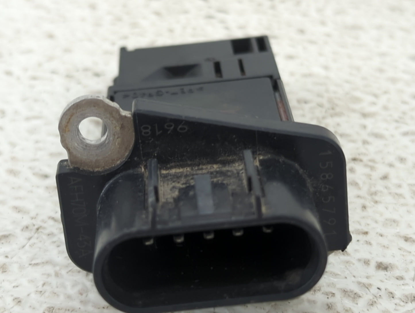 2010-2011 Chevrolet Equinox Mass Air Flow Meter Maf 1487513 - Oemusedautoparts1.com
