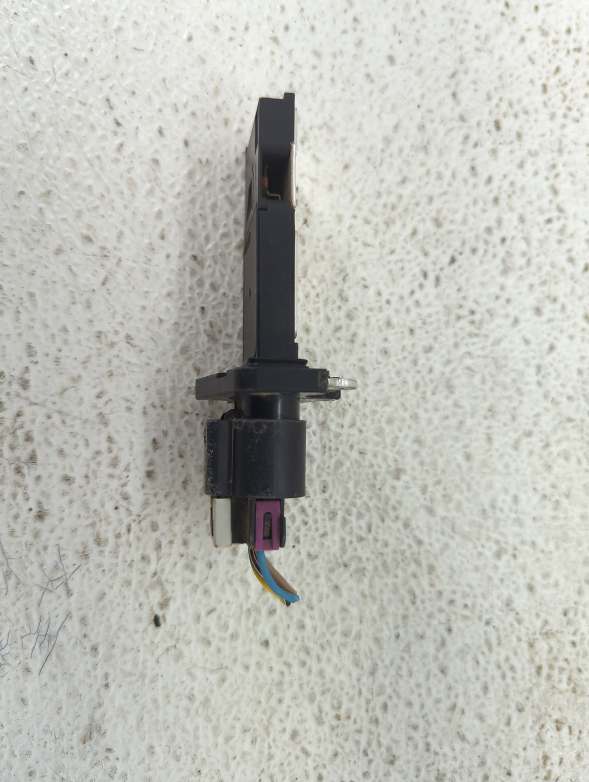 2010-2011 Chevrolet Equinox Mass Air Flow Meter Maf Sensor 1487548 - Oemusedautoparts1.com