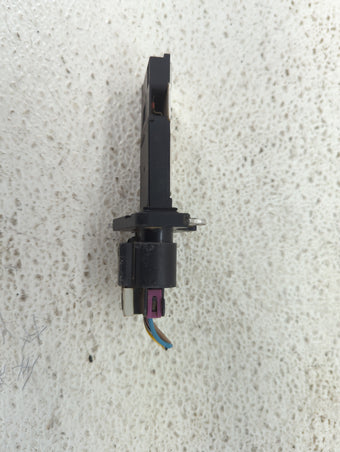 compare product 2010-2011 Chevrolet Equinox Mass Air Flow Meter Maf 1487548